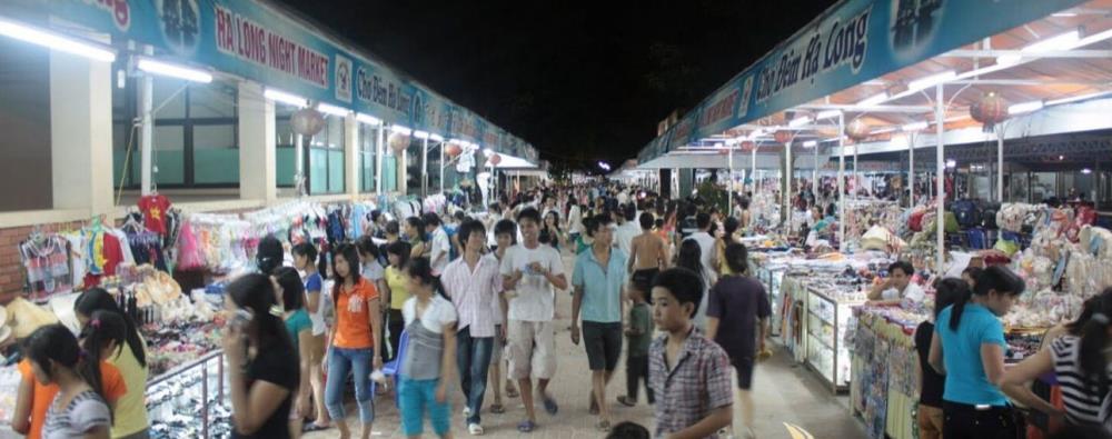 Chợ đêm Hạ Long