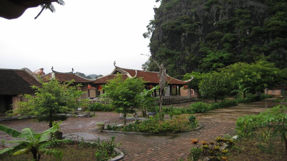 Cố Viên Lầu Ninh Bình