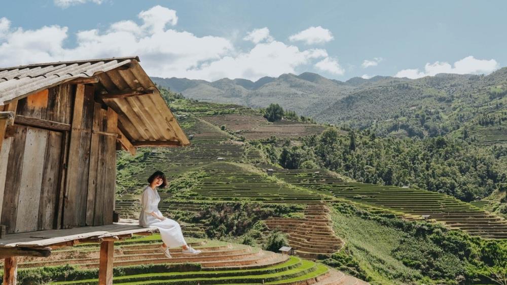 Bản Lìm Mông