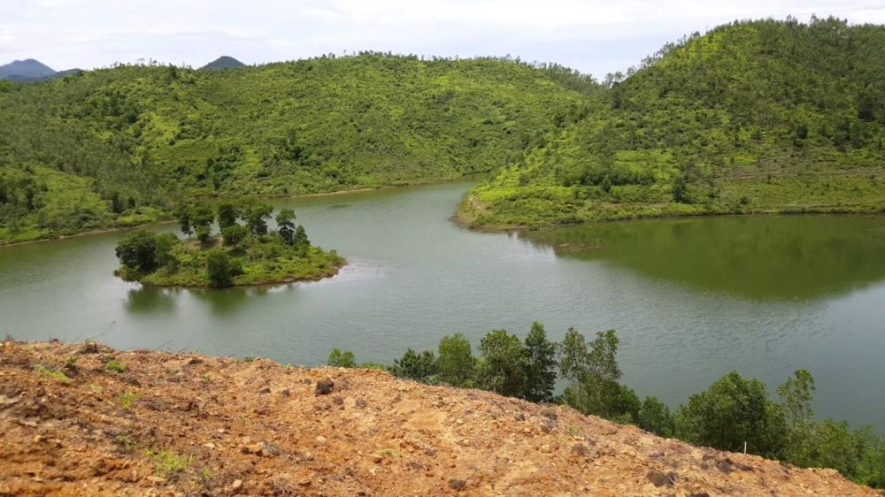 Hồ Suối Lạnh