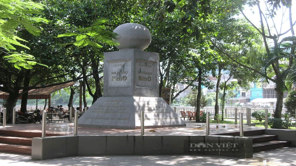 Cột mốc số 0 Hà Giang