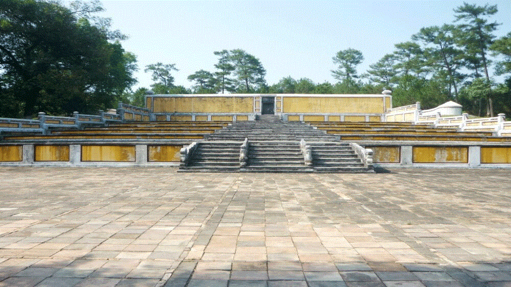 Đền thờ Gia Long