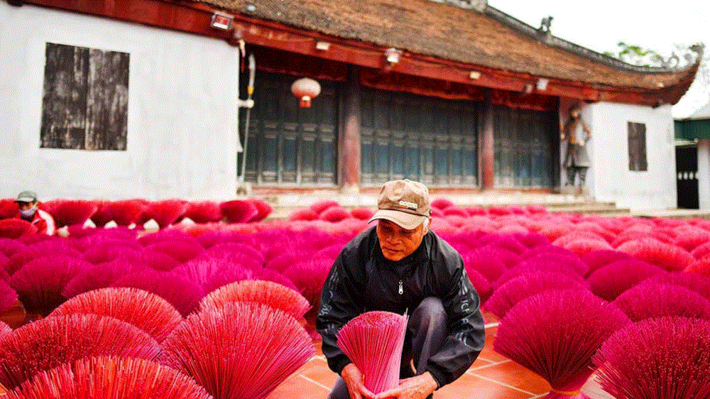 Làng Hương Quảng Phú Cầu