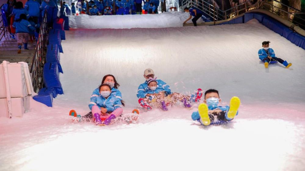 Khu vui chơi Snow Town Sài Gòn
