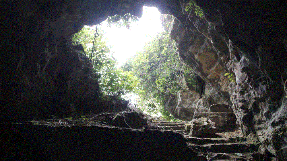 Hang Thẩm Tét Tòong