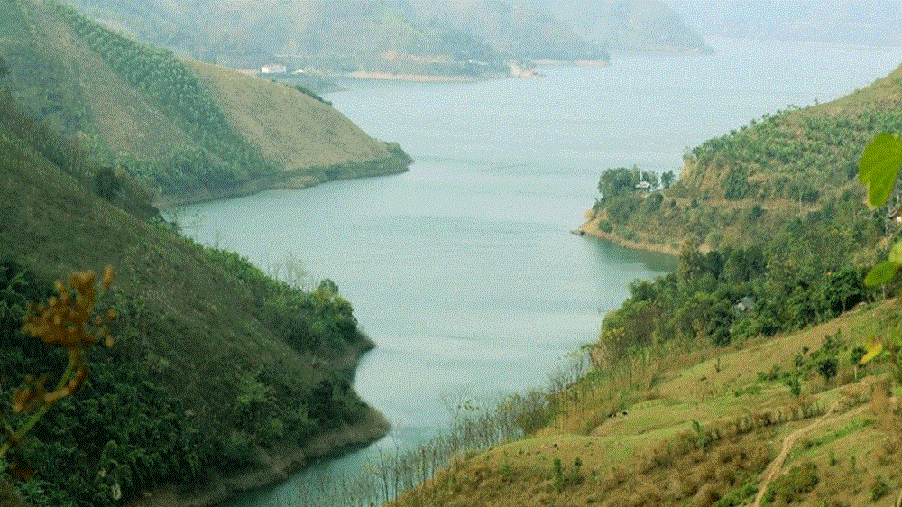 Bản Lóng Luông