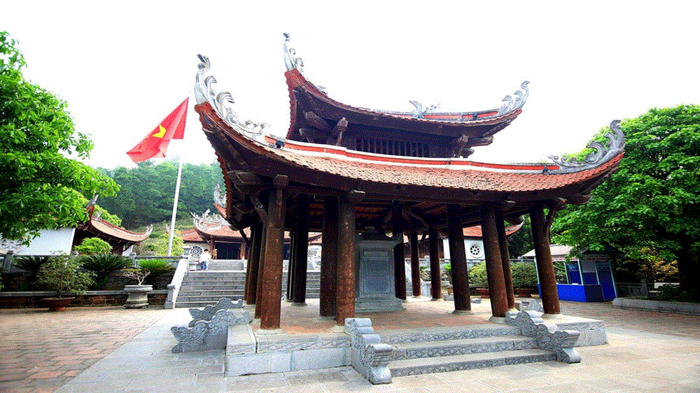 Đền Quốc tổ Lạc Long Quân