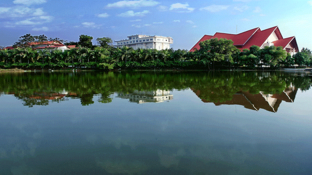 Đầm Rưng