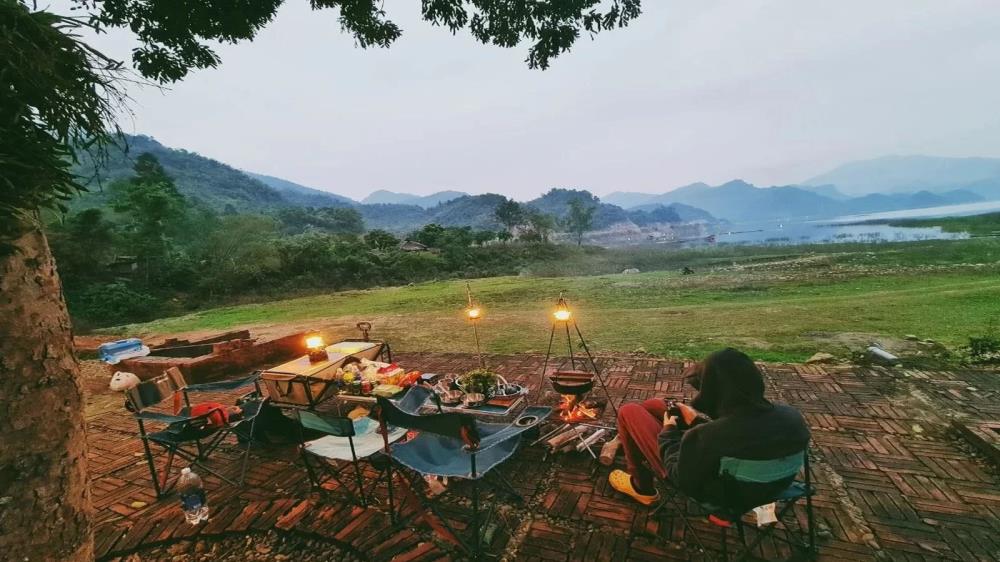 Trứng Muối Camp Hòa Bình