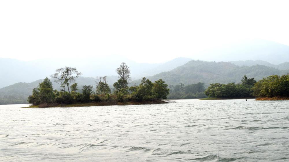 Hồ Trúc Bài Sơn
