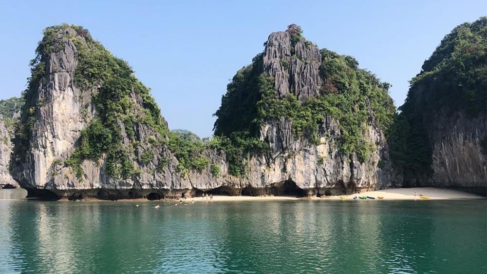 Bãi tắm Ba Trái Đào