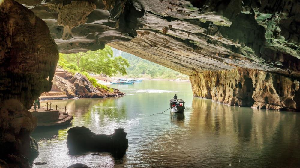 Hang Va Quảng Bình