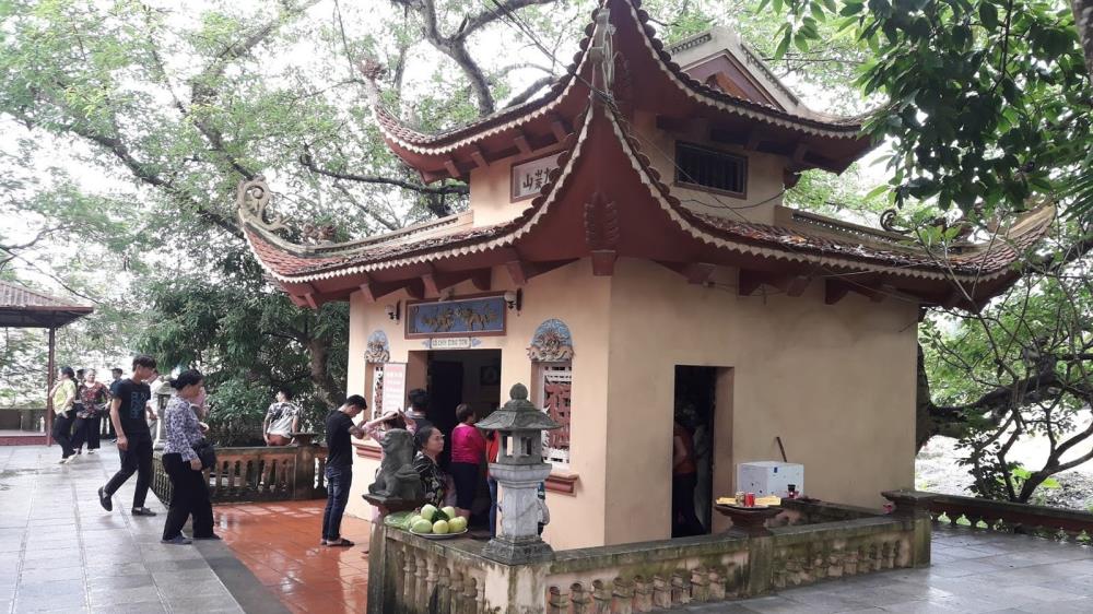Đền Sòng Sơn