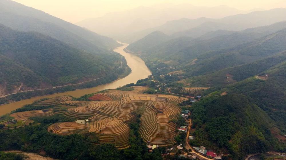 Ruộng bậc thang Pom Khuông