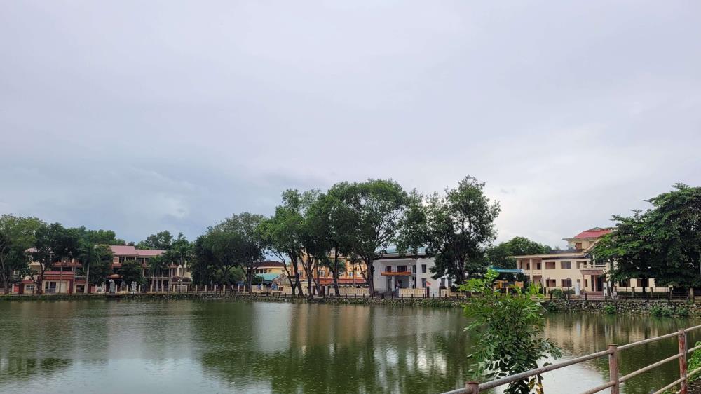 Hồ Thung Mây