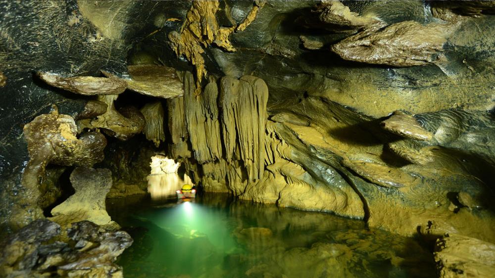 Hang Rục Mòn
