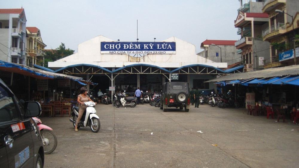 Chợ đêm Kỳ Lừa