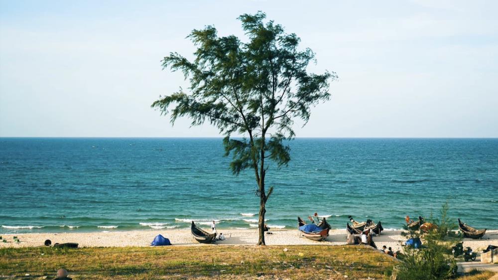 Biển Tân Mỹ