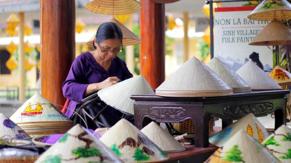 Làng nón Phú Cam