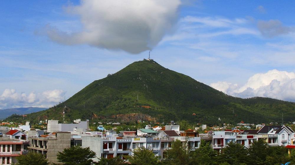 Núi Chóp Chài Phú Yên