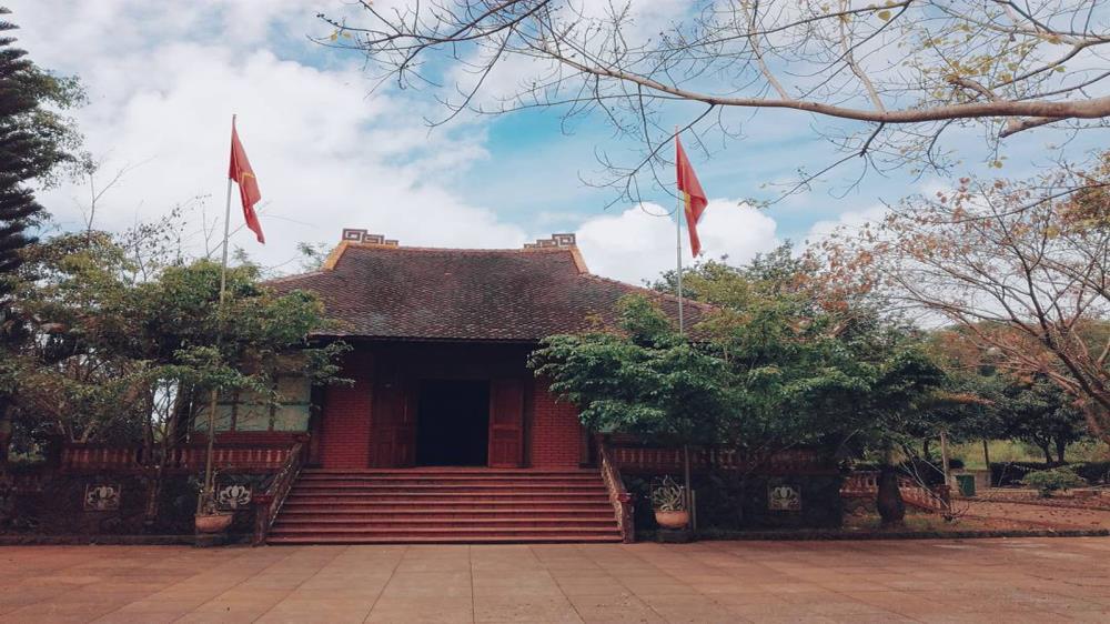 Nhà thờ Bác Hồ Phú Yên
