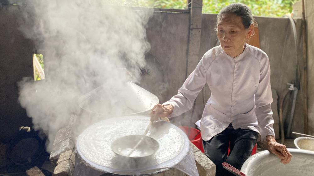 Làng nghề bánh tráng Hoà Đa Phú Yên