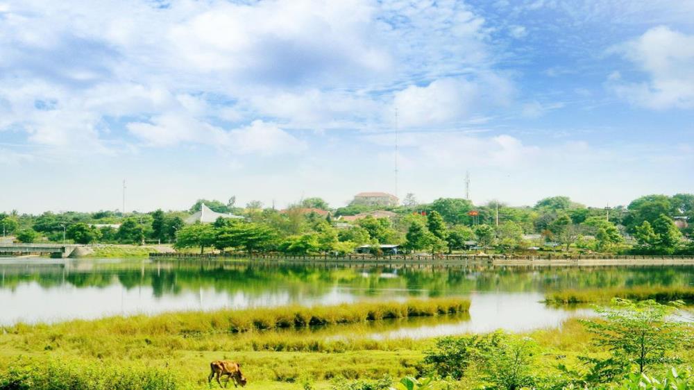 Hồ thuỷ điện Sông Hinh Phú Yên