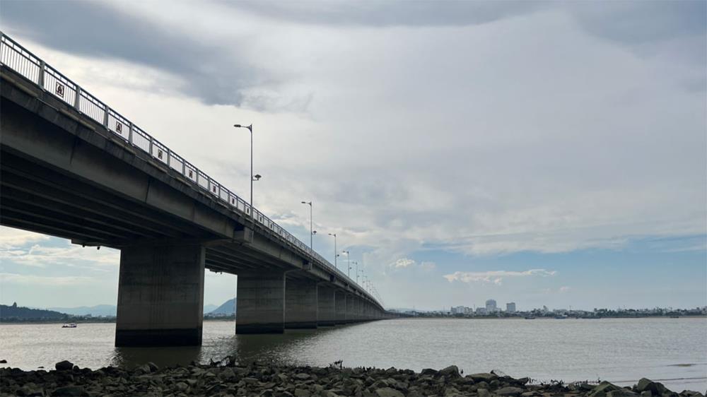 Cầu Hùng Vương Phú Yên