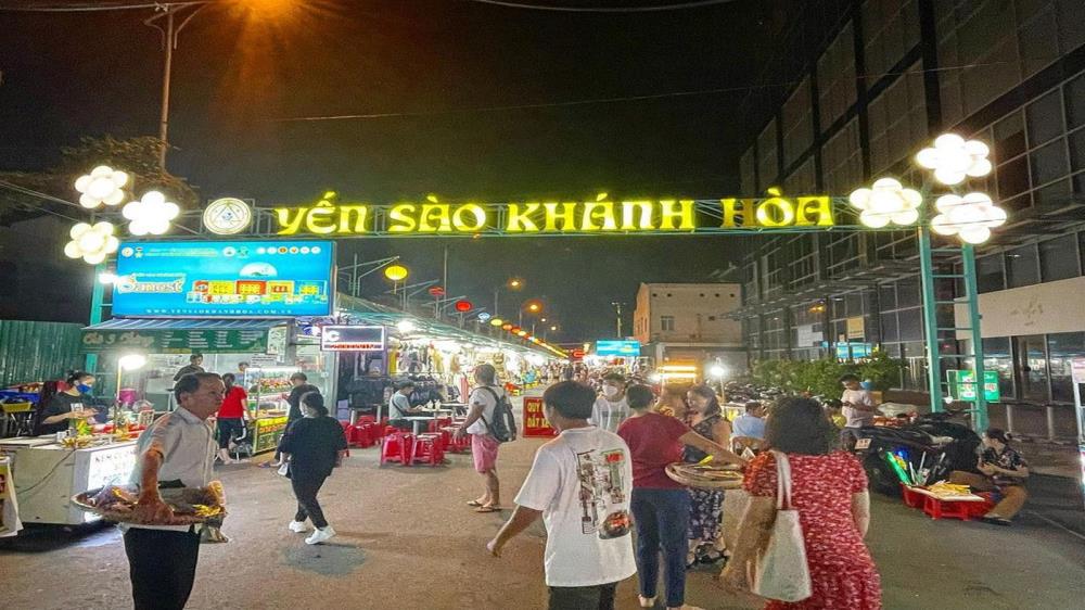 Chợ đêm Nha Trang