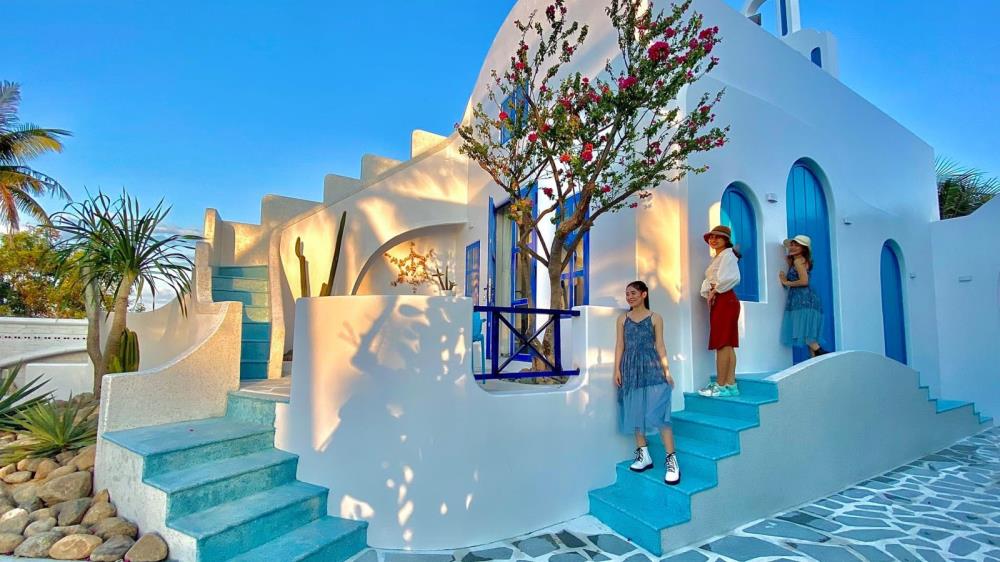 Santorini Villa Studio Cafe Khánh Hoà