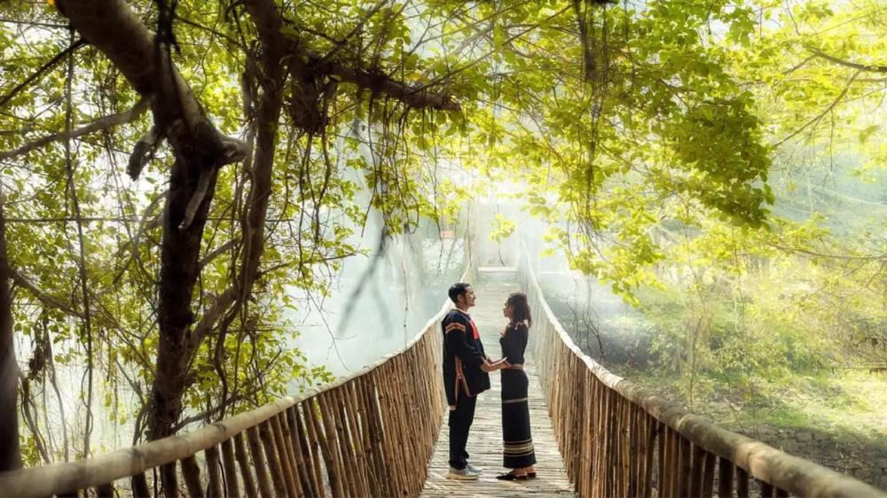 Cầu treo Buôn Đôn Đắk Lắk
