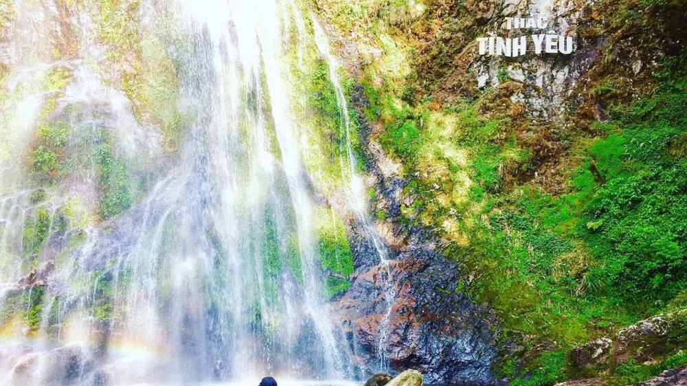 Suối Vàng - Thác Tình Yêu Sapa