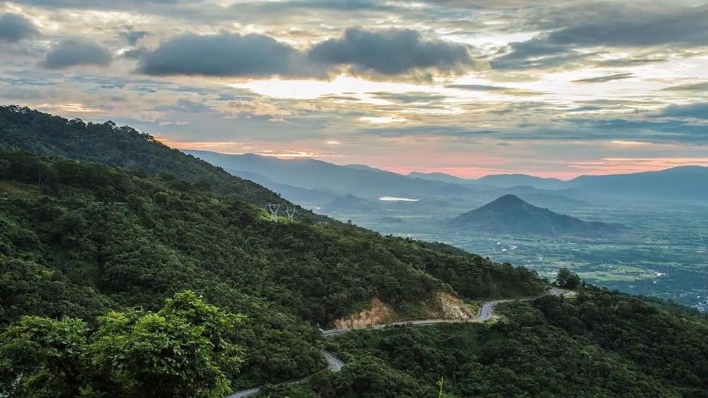 Đèo Ngoạn Mục Ninh Thuận