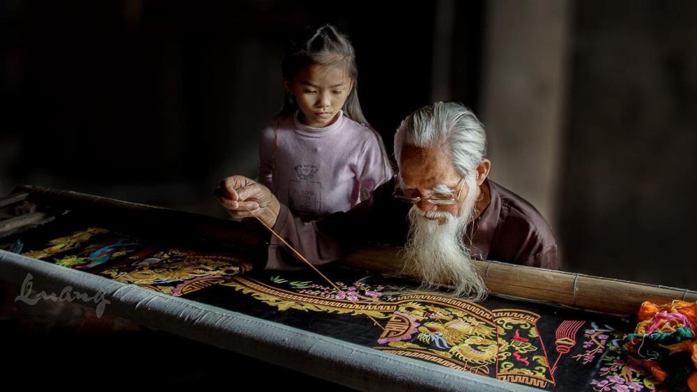 Làng nghề thêu ren Văn Lâm Ninh Bình