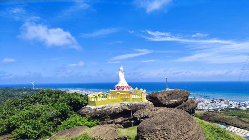 Chùa Linh Sơn Đảo Phú Quý
