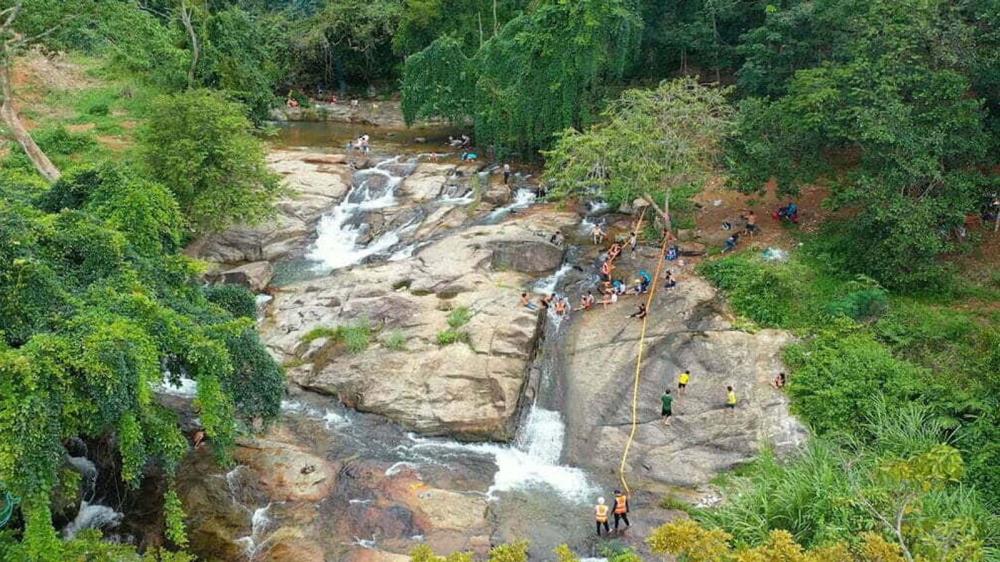 Thác trượt Tà Pứa Bình Thuận
