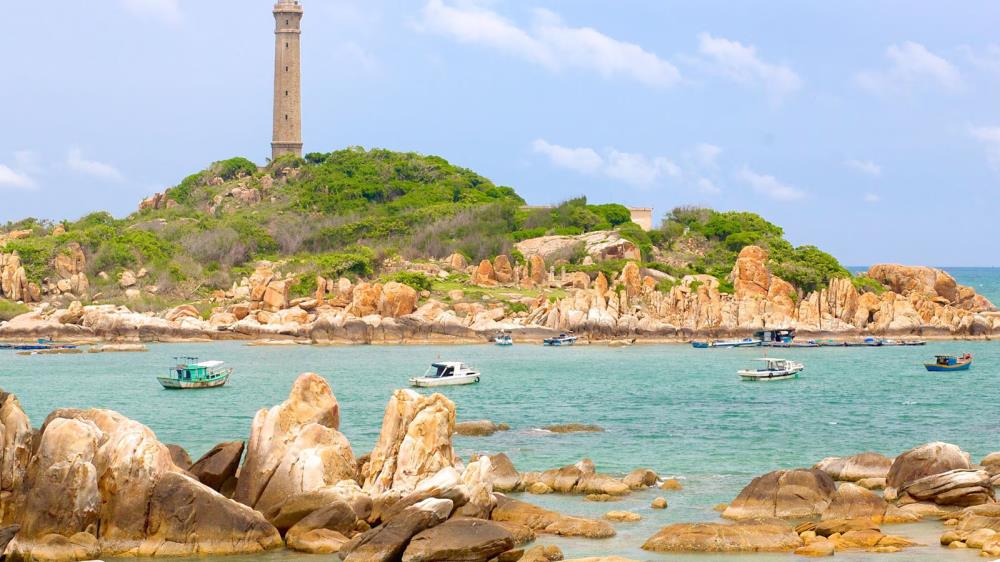 Bãi biển Thuận Quý Bình Thuận