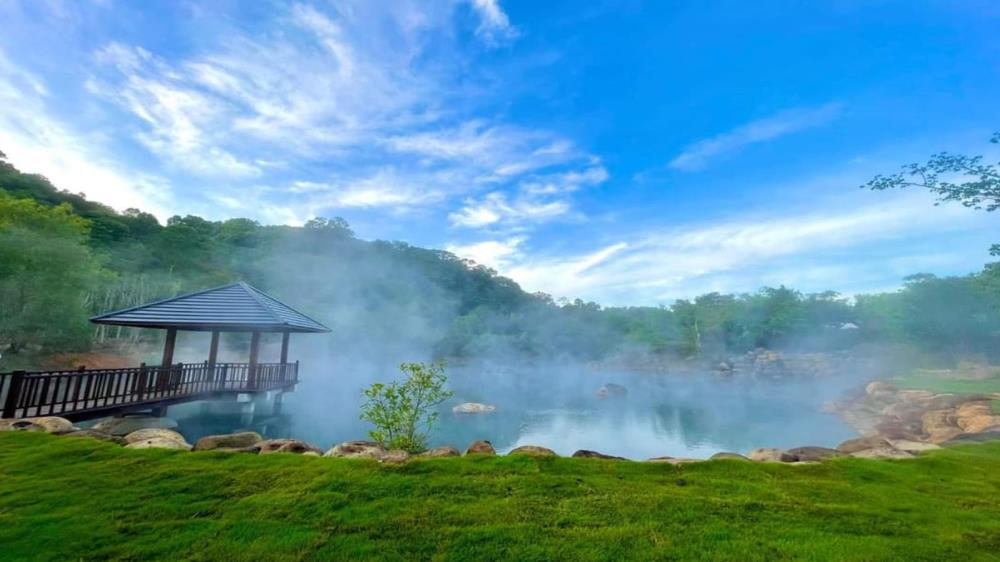 Bang Onsen Spa & Resort Quảng Bình