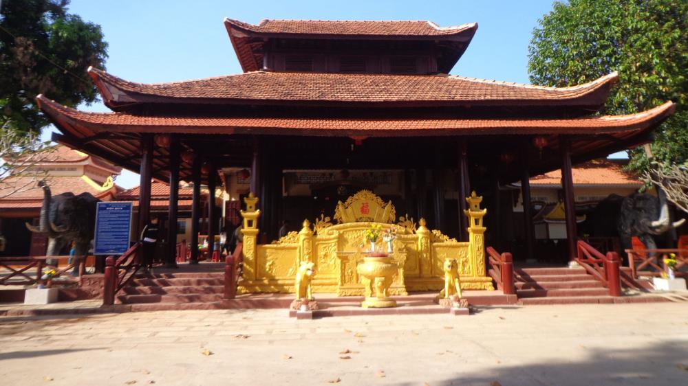 Miếu Bà Rá Bình Phước