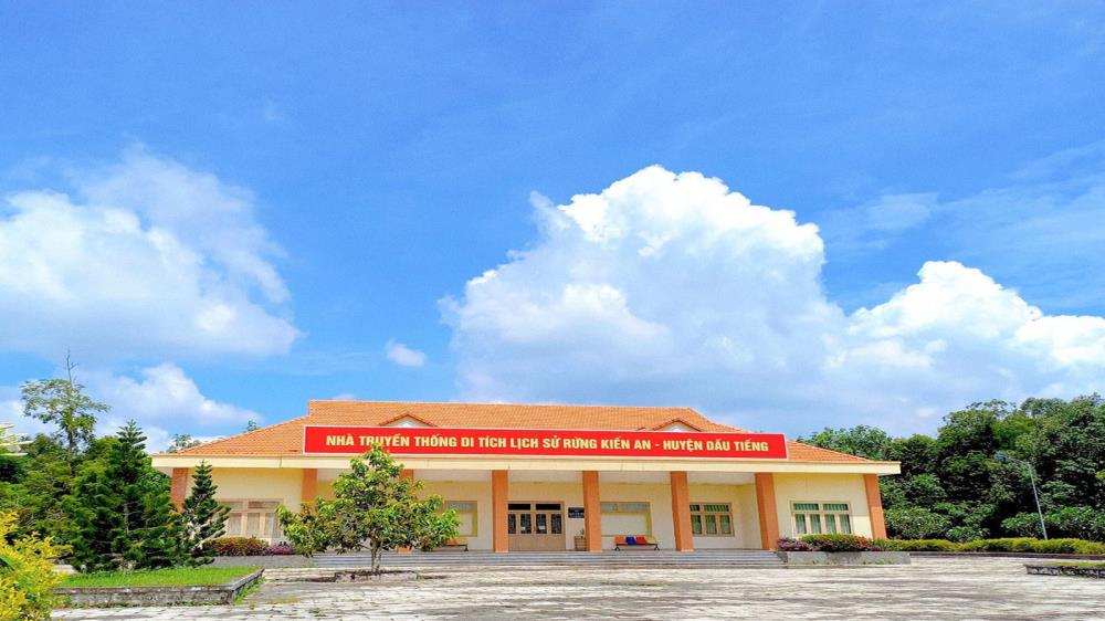 Khu di tích Rừng lịch sử Kiến An Bình Dương