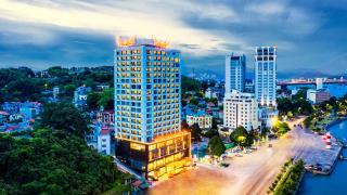 Khách sạn Mường Thanh Grand Bãi Cháy