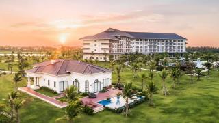 Meliá Vinpearl Cửa Hội Beach Resort