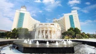 Khách sạn Hồng Vận Grand Móng Cái Hotel