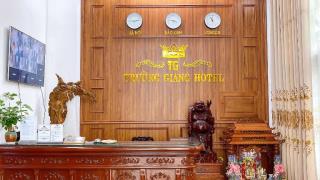 Khách sạn Trường Giang Móng Cái Hotel