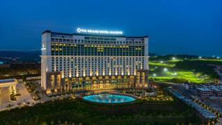 FLC Hạ Long Bay Golf Club & Luxury Resort