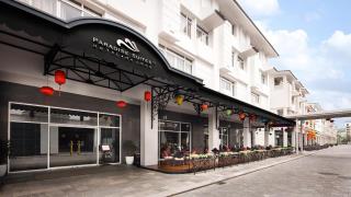 Khách sạn Paradise Suites Hotel Hạ Long