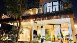 Ostrich House tại Vân Hòa, Ba Vì