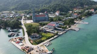 Tour 4 đảo – Cô Tô Con – Đảo Cá Chép – Hòn Sư Tử – Đảo Thanh Lân 1 Ngày