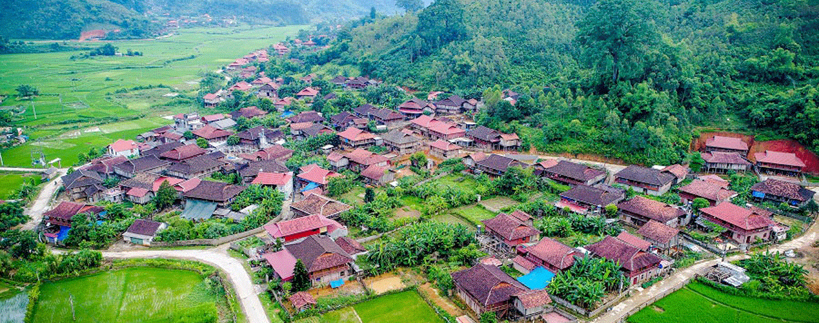 Làng sinh thái cộng đồng Hữu Liên