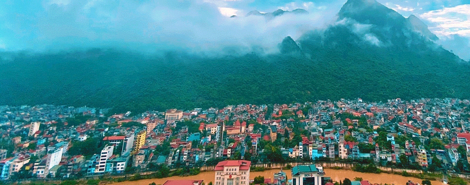 Núi Cấm Sơn